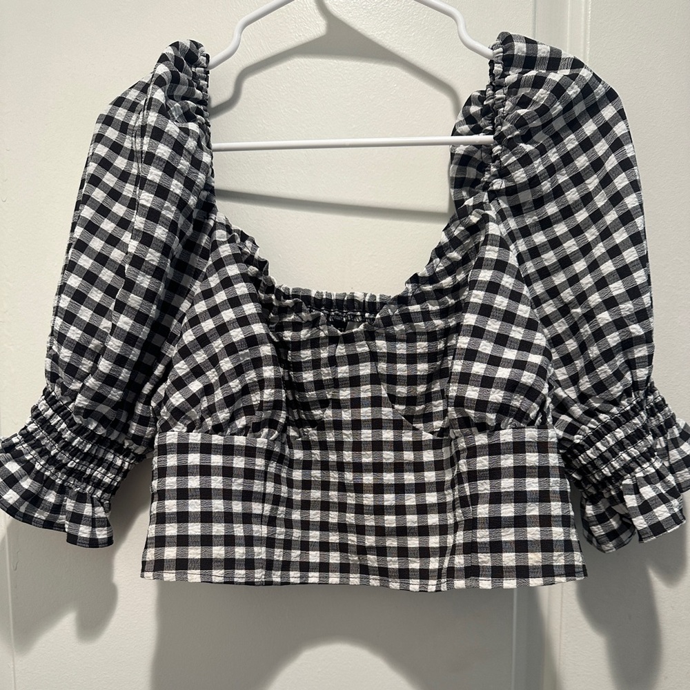 H&M crop top